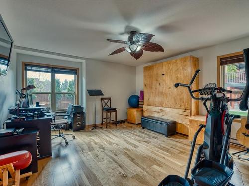 7390 Fintry Delta Road, Kelowna, BC - Indoor Photo Showing Gym Room