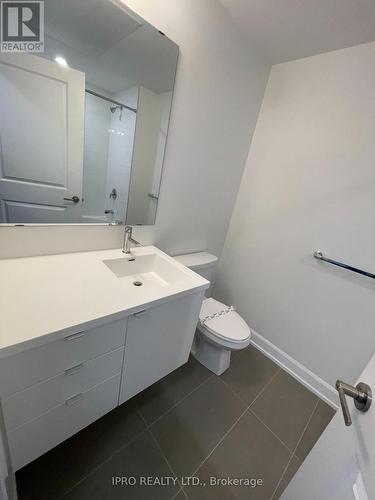 #726 -3220 William Colston Ave. Dr S, Oakville, ON - Indoor Photo Showing Bathroom