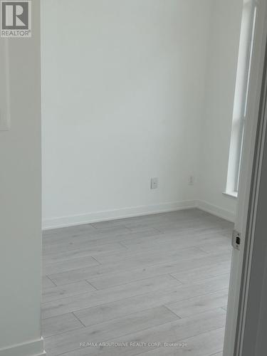 #Ph19 -405 Dundas St W, Oakville, ON - Indoor Photo Showing Other Room