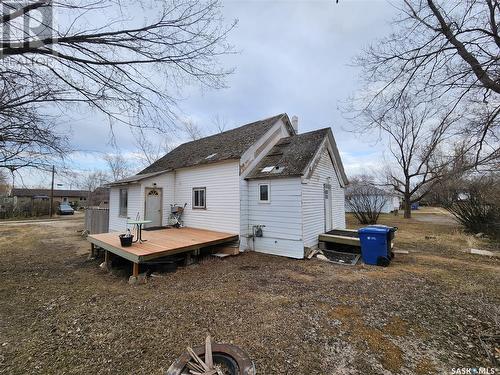 34 4Th Avenue E, Central Butte, SK - Outdoor