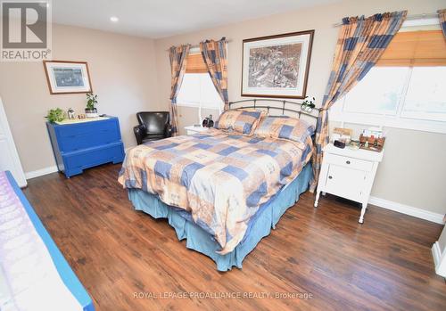 106 Mcfarland Drive, Belleville, ON - Indoor Photo Showing Bedroom