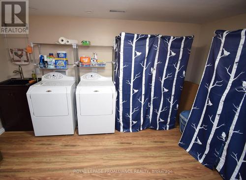 106 Mcfarland Dr, Belleville, ON - Indoor Photo Showing Laundry Room