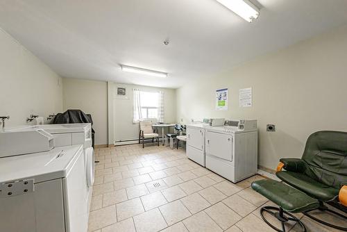 793 Colborne Street|Unit #204, Brantford, ON - Indoor Photo Showing Laundry Room