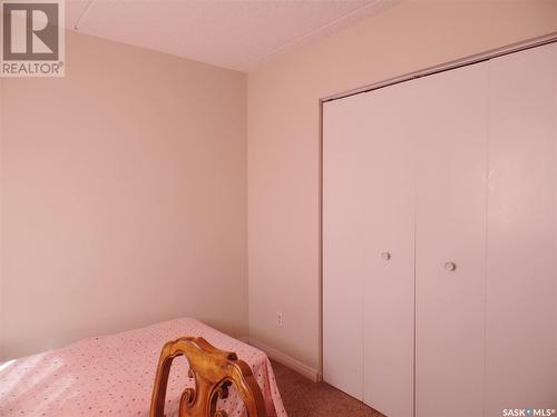 102 550 Laurier Street, Moose Jaw, SK - Indoor Photo Showing Bedroom
