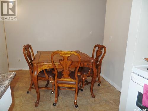 102 550 Laurier Street, Moose Jaw, SK - Indoor Photo Showing Dining Room