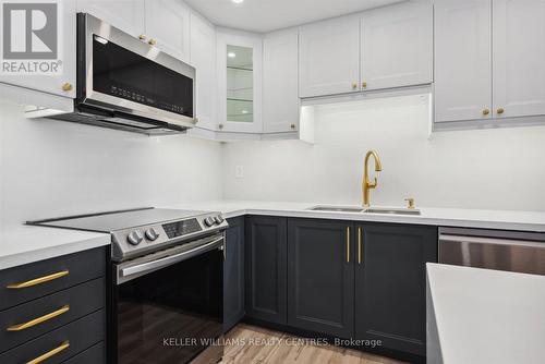 #1009 -50 Baif Blvd, Richmond Hill, ON - Indoor Photo Showing Kitchen With Double Sink With Upgraded Kitchen