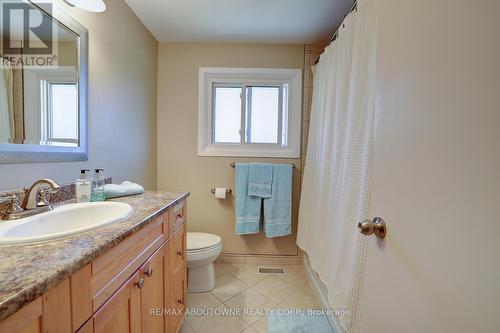 2169 Constance Drive, Oakville, ON - Indoor Photo Showing Bathroom
