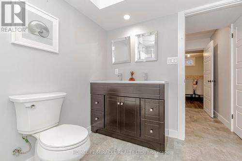 305 Hillsdale Road, Welland, ON - Indoor Photo Showing Bathroom