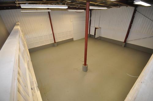6160 Rotter Spur Road, Salmo, BC - Indoor Photo Showing Basement