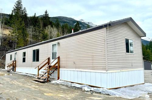 45 - 686 Almberg Road, Golden, BC 