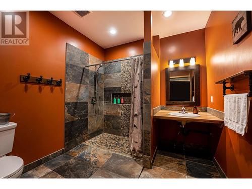 1502 Mountain View Drive Lot# 1, Revelstoke, BC - Indoor Photo Showing Bathroom