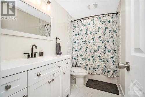 3471 Paul Anka Drive, Ottawa, ON - Indoor Photo Showing Bathroom