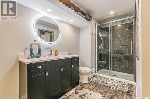 30 5Th Avenue, Lumsden, SK - Indoor Photo Showing Bathroom