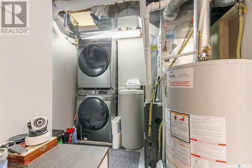 30 5Th Avenue, Lumsden, SK - Indoor Photo Showing Laundry Room
