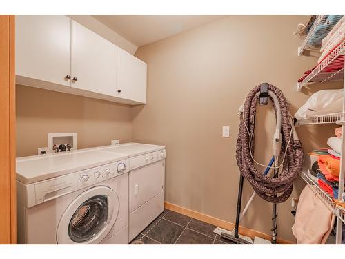 3 - 925 Lakeview Meadows Glen, Invermere, BC - Indoor Photo Showing Laundry Room