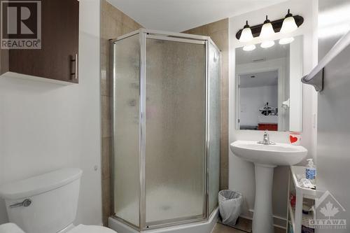 456 King Edward Avenue Unit#506, Ottawa, ON - Indoor Photo Showing Bathroom