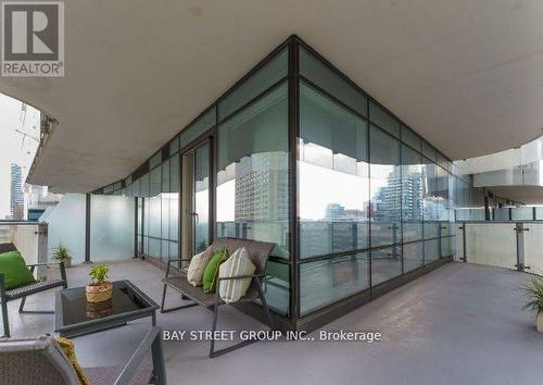 #1610 -1 Bloor St E, Toronto, ON - Outdoor With Balcony With Exterior