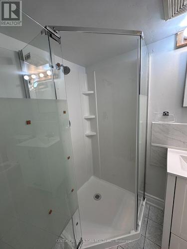 50 Marbury Cres, Toronto, ON - Indoor Photo Showing Bathroom