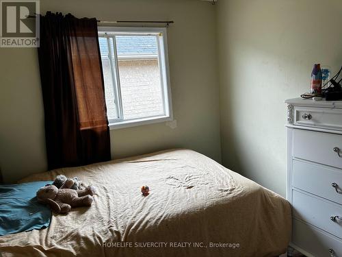 49 Lonestar Crescent, Brampton, ON - Indoor Photo Showing Bedroom
