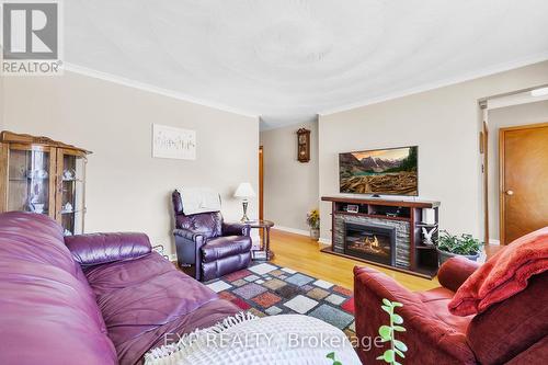 1379 Northmount Ave, Mississauga, ON - Indoor Photo Showing Living Room With Fireplace