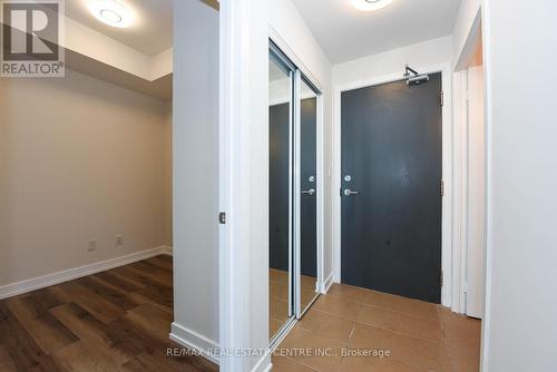 2903 - 4070 Confederation Parkway, Mississauga, ON - Indoor Photo Showing Other Room