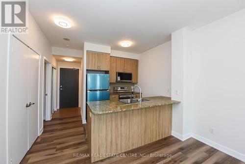 #2903 -4070 Confederation Pkwy, Mississauga, ON - Indoor Photo Showing Kitchen With Double Sink