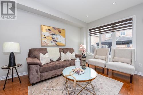 13 Seedland Crescent, Brampton, ON - Indoor Photo Showing Living Room