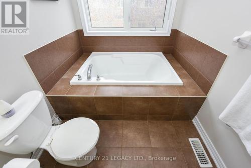 13 Seedland Cres, Brampton, ON - Indoor Photo Showing Bathroom