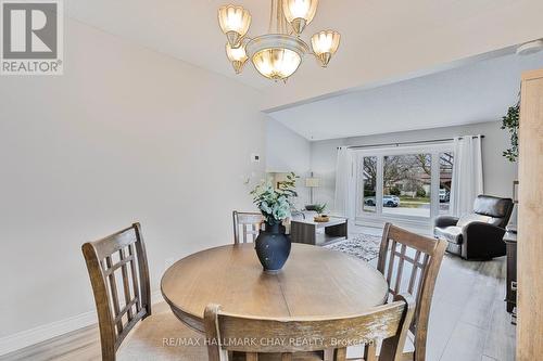 325 Kingsview Drive, Caledon, ON - Indoor Photo Showing Dining Room