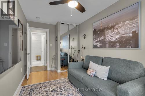 1207 - 165 Ontario Street, Kingston, ON - Indoor Photo Showing Living Room