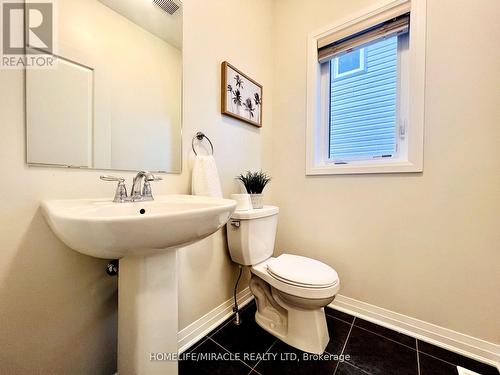 4081 Canby St N, Lincoln, ON - Indoor Photo Showing Bathroom