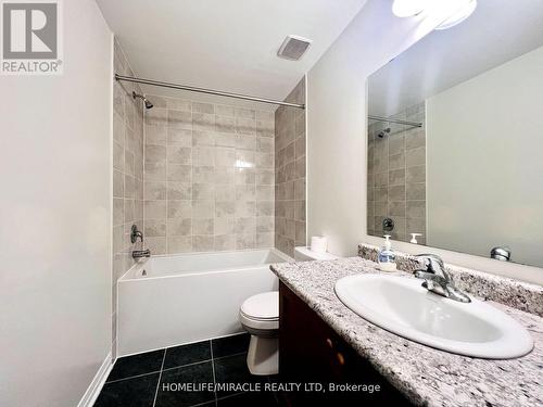 4081 Canby St N, Lincoln, ON - Indoor Photo Showing Bathroom
