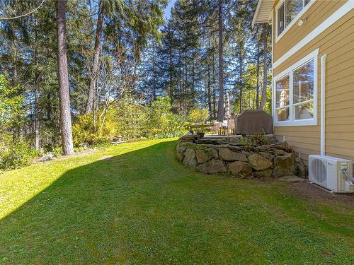 1066 River Rd, Highlands, BC - Outdoor