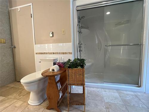940 Marine Terr, Port Alice, BC - Indoor Photo Showing Bathroom
