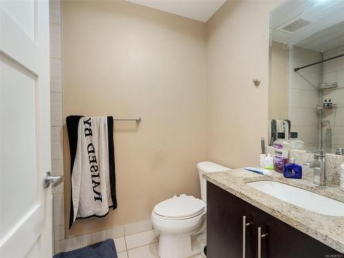 305-6591 Lincroft Rd, Sooke, BC - Indoor Photo Showing Bathroom