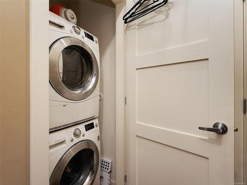 305-6591 Lincroft Rd, Sooke, BC - Indoor Photo Showing Laundry Room