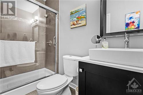 310 Centrum Boulevard Unit#609, Orleans, ON - Indoor Photo Showing Bathroom