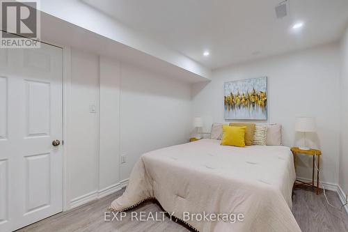 15 Vanbrugh Avenue, Toronto, ON - Indoor Photo Showing Bedroom