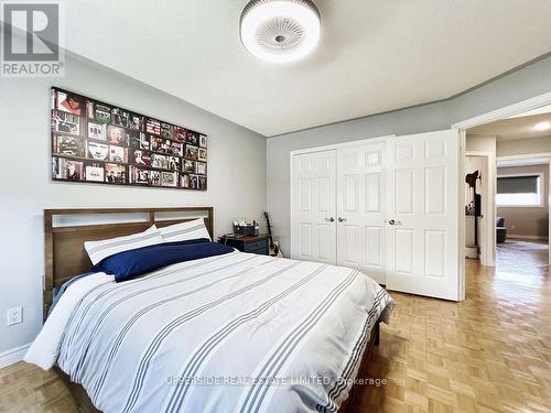 30 Stemmle Drive, Aurora, ON - Indoor Photo Showing Bedroom