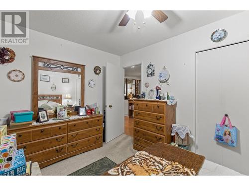 795 Rutland Road S, Kelowna, BC - Indoor Photo Showing Bedroom