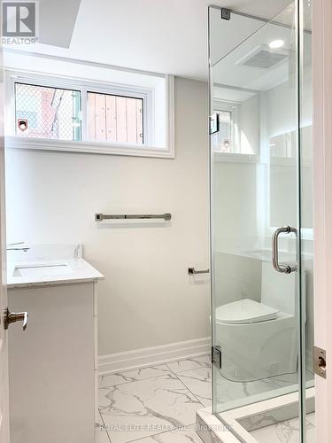 77 Wareside Rd, Toronto, ON - Indoor Photo Showing Bathroom