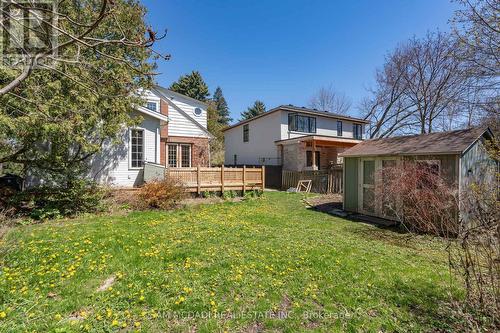 8 Wesley Crescent, Mississauga, ON - Outdoor