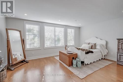 4255 Kane Cres, Burlington, ON - Indoor Photo Showing Bedroom