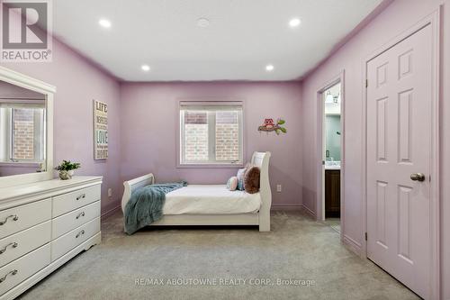 444 Downes Jackson Hts, Milton, ON - Indoor Photo Showing Bedroom