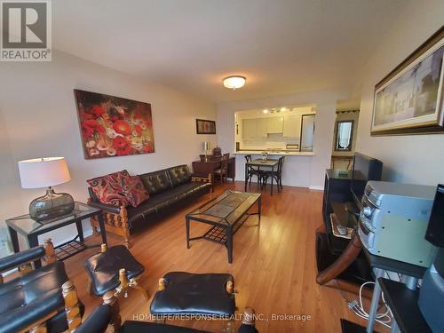 1602 - 50 Eglinton Avenue W, Mississauga, ON - Indoor Photo Showing Living Room