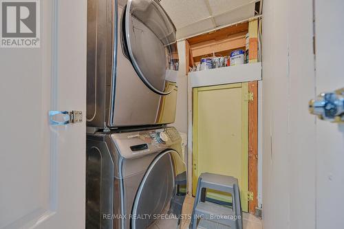215 Archdekin Dr, Brampton, ON - Indoor Photo Showing Laundry Room