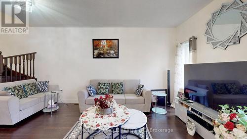 44 Brixham Lane, Brampton, ON - Indoor Photo Showing Living Room