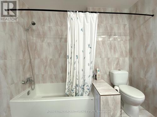 #202 -3351 Cawthra Rd, Mississauga, ON - Indoor Photo Showing Bathroom