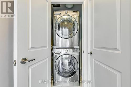 106 - 75 Eglinton Avenue W, Mississauga, ON - Indoor Photo Showing Laundry Room
