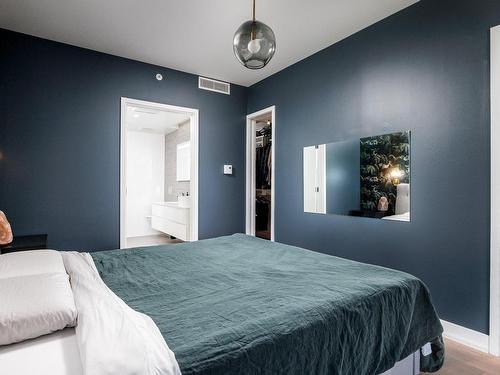 Master bedroom - A415-2365 Rue St-Patrick, Montréal (Le Sud-Ouest), QC - Indoor Photo Showing Bedroom